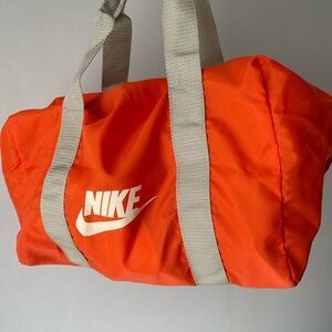 Vintage Lightweight Nike Swoosh Gym Bag Orange Grey Duffle